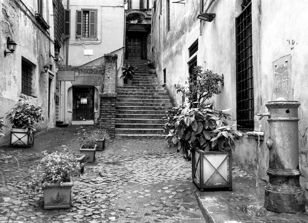 רומא La Casa Di Emma A Trastevere מראה חיצוני תמונה