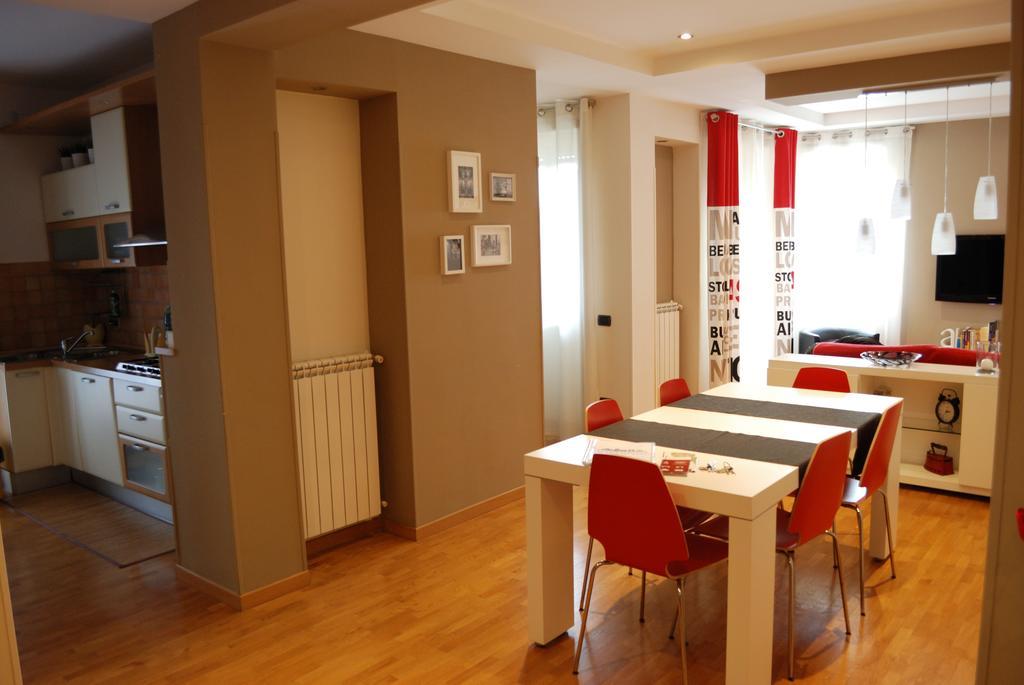 רומא La Casa Di Emma A Trastevere מראה חיצוני תמונה
